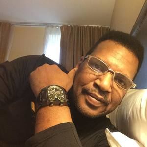 Meet your Posher, Marlon